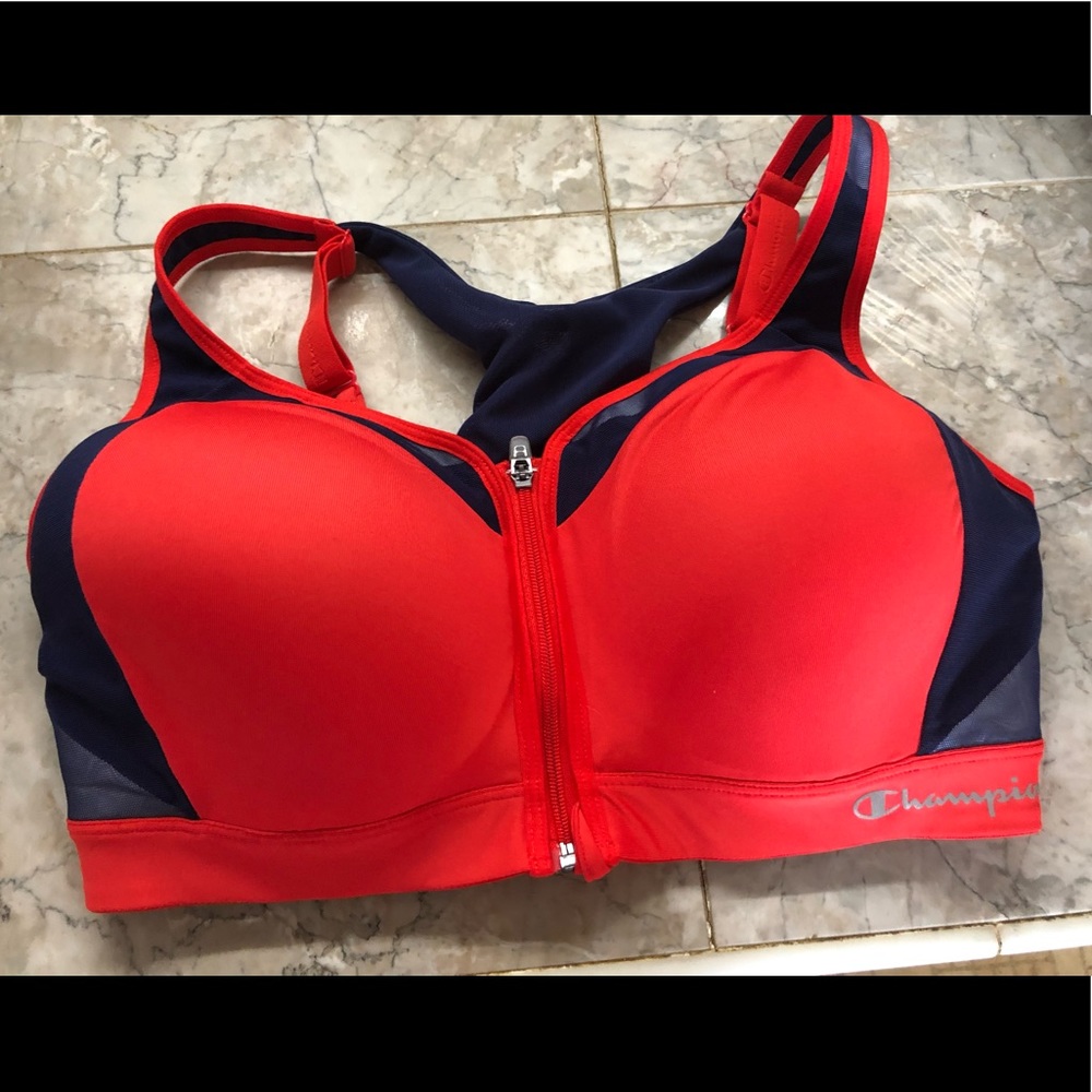 NWOT Champion sports bra size 38D